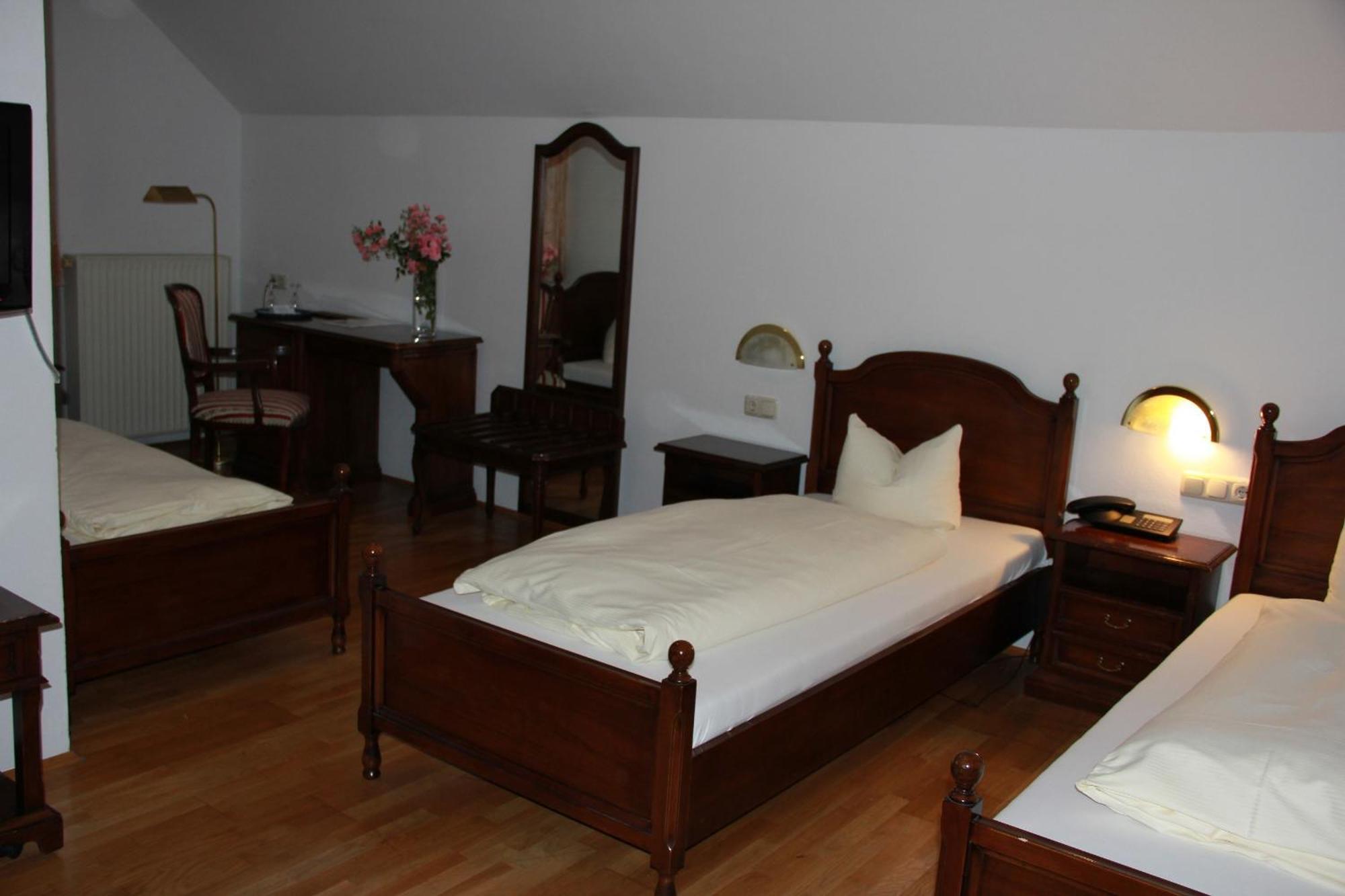 Landhotel St. Florian Sankt Florian am Inn Room photo