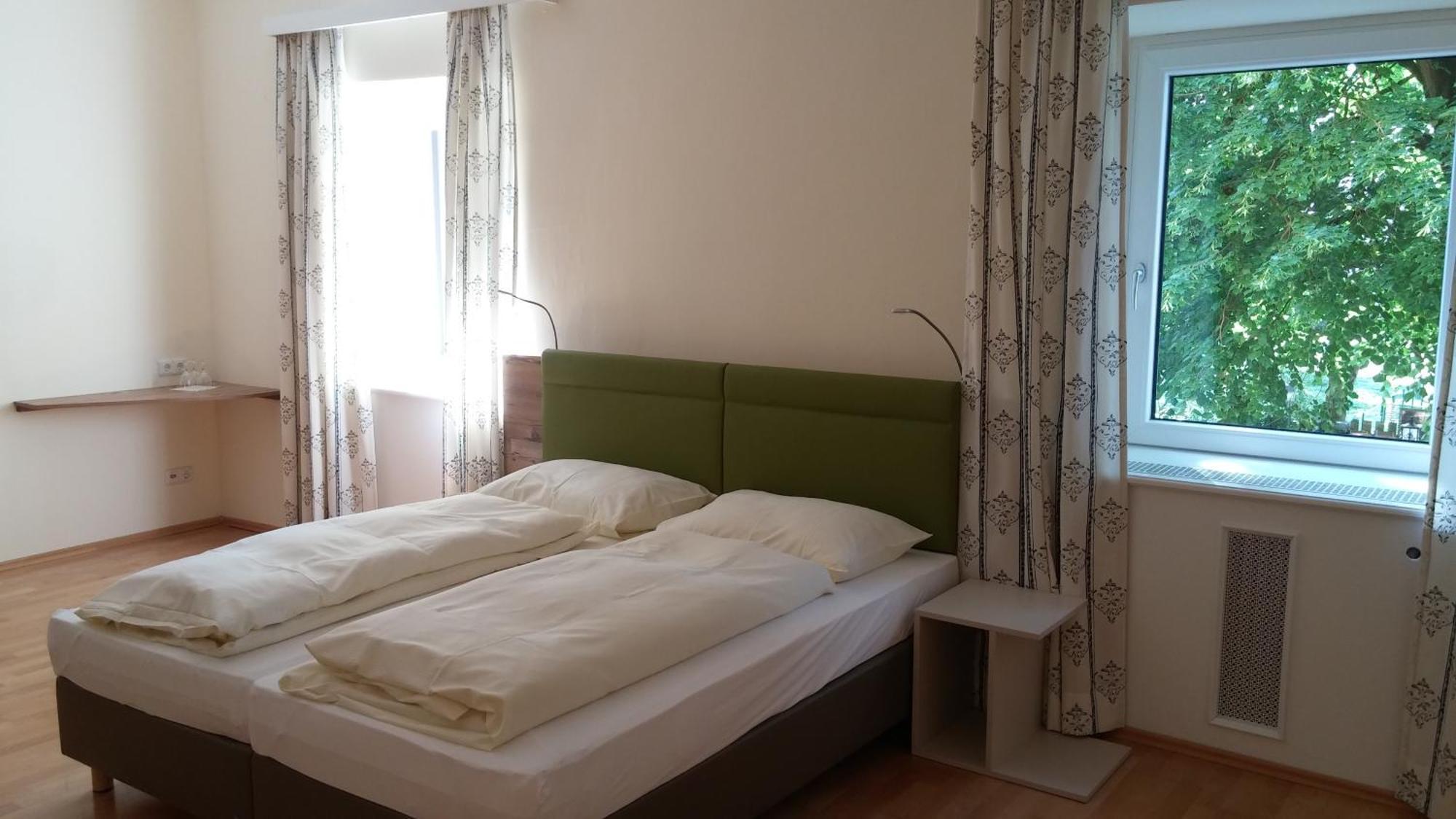 Landhotel St. Florian Sankt Florian am Inn Room photo